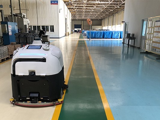 坦力工廠掃地機(jī)器人：價(jià)格 “高冷”，省錢超 “暖”！